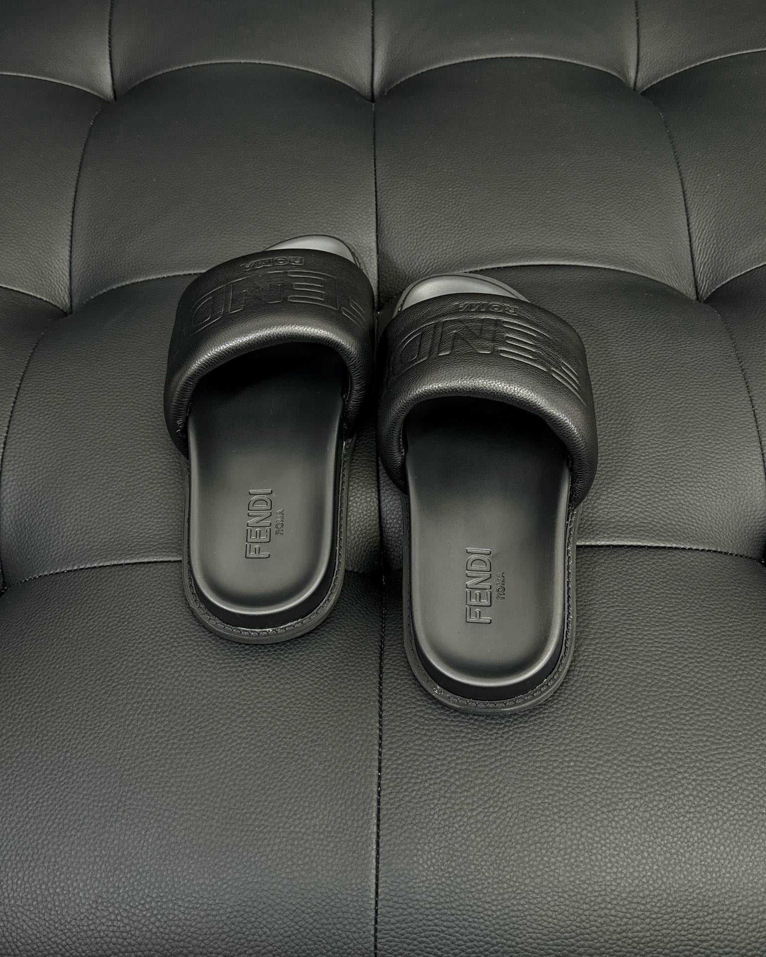 FEN Sandals