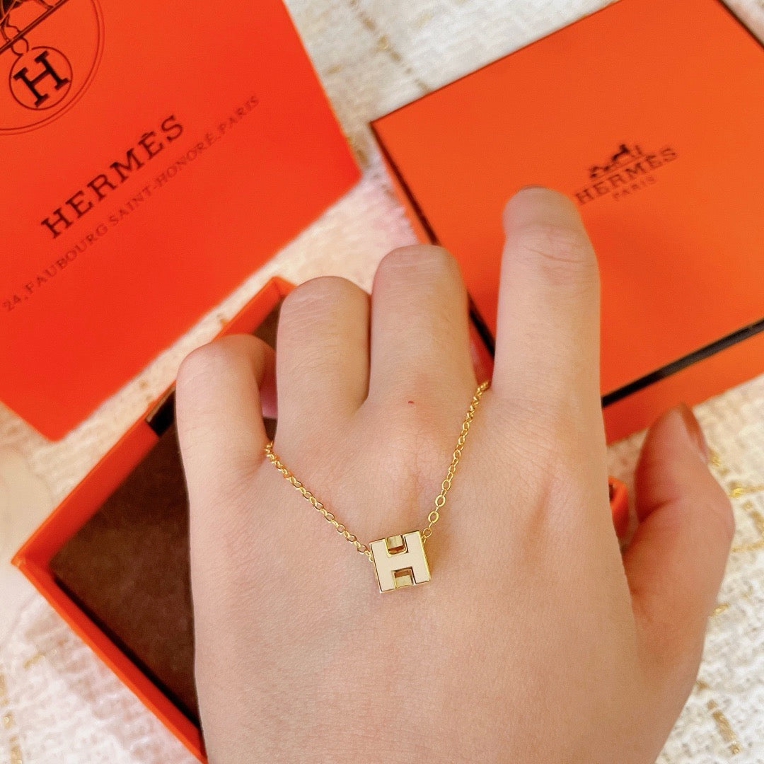 HERM Necklace