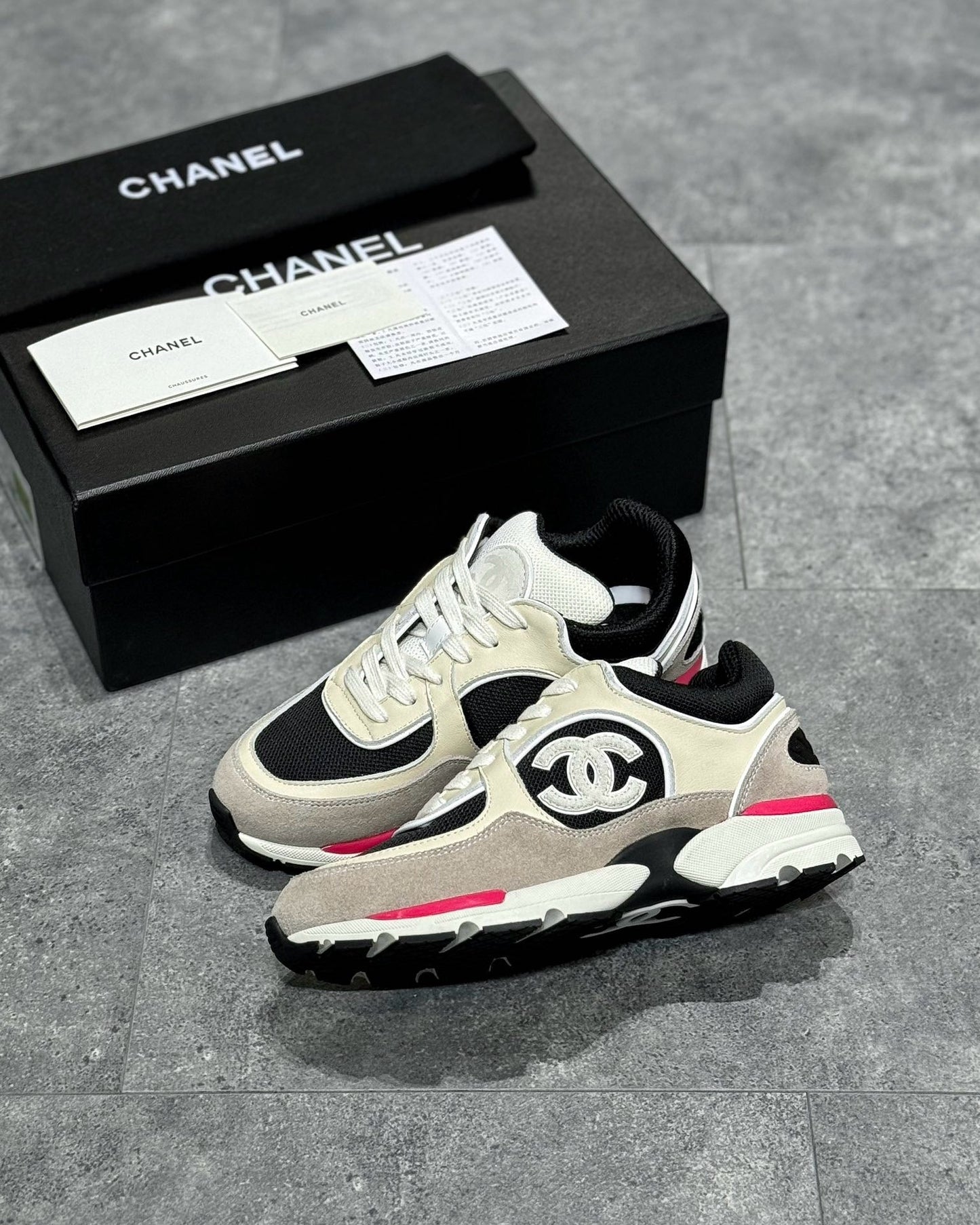 CHA Sneakers