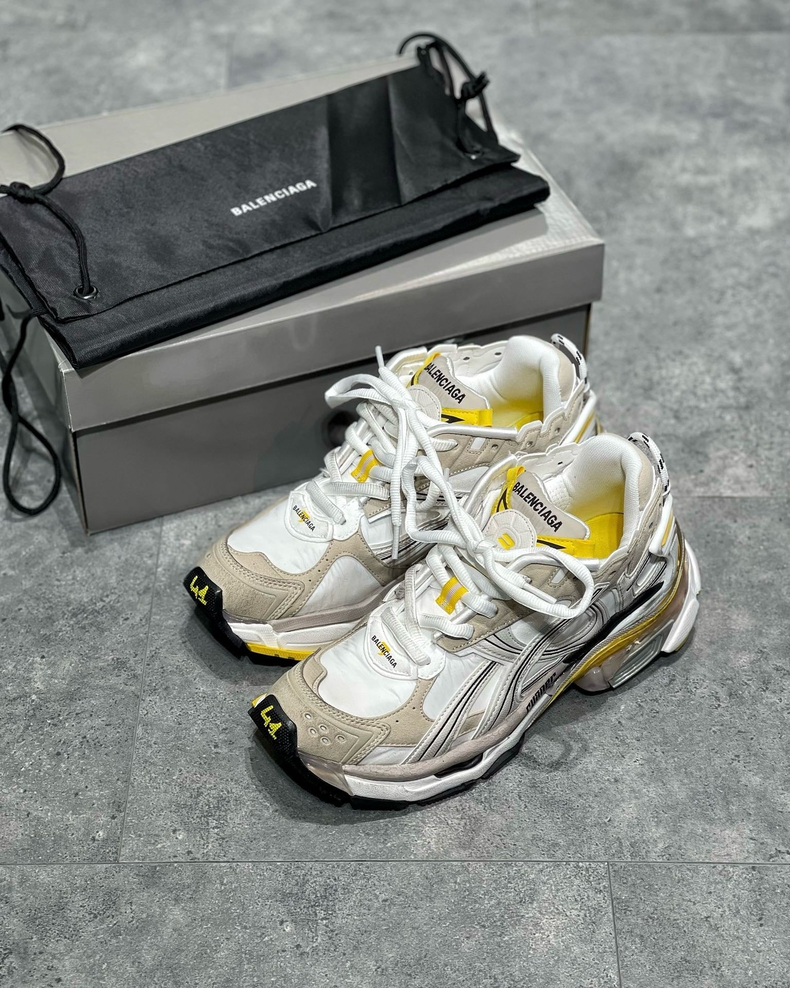 BLCG Sneakers