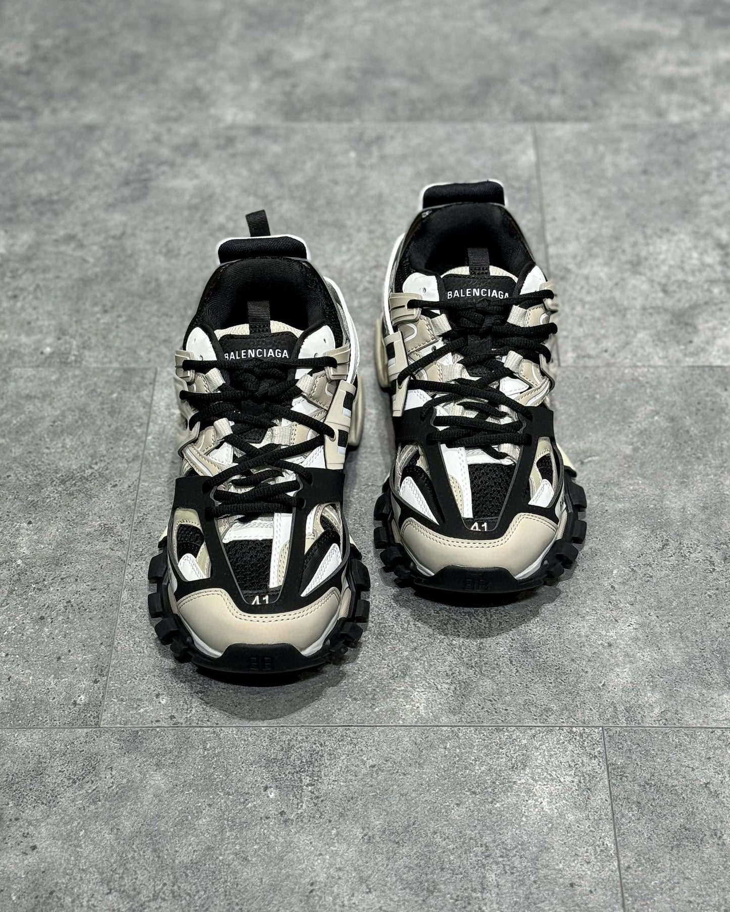 BLCG Sneakers
