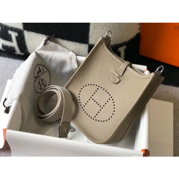 HERM Evelyne III TPM Bag In Tourterelle Clemence Leather