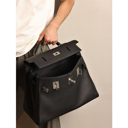 HERM Kelly 42 Maxi Handmade Bag in Black Clemence Leather