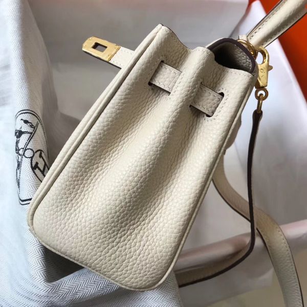 HERM Kelly 20cm Bag In Craie Clemence Leather GHW