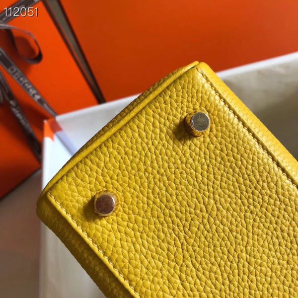 HERM Kelly 28cm Bag In Yellow Clemence Leather GHW