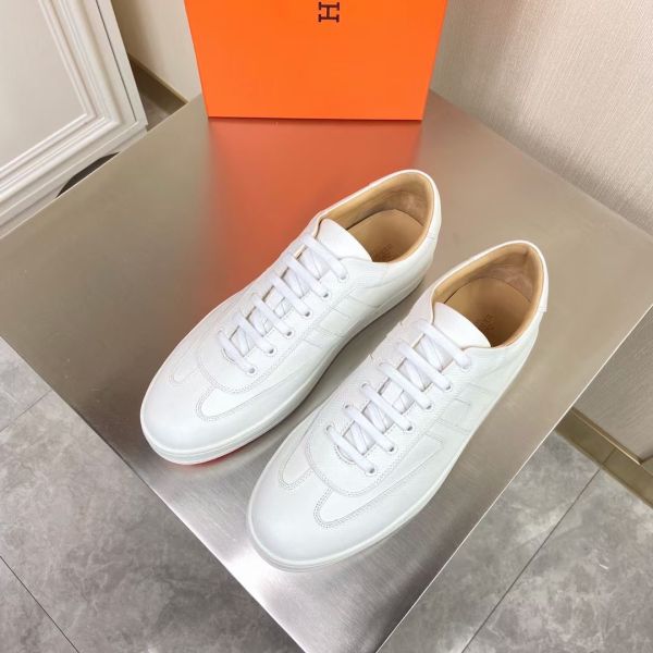 HERM Boomerang Sneakers In White Epsom Leather