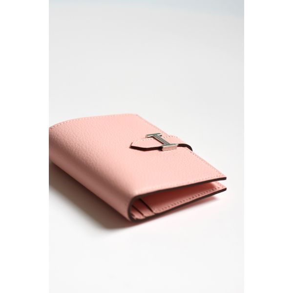 HERM Bearn Compact Handmade Wallet in Rose Sakura Chevre Mysore Goatskin