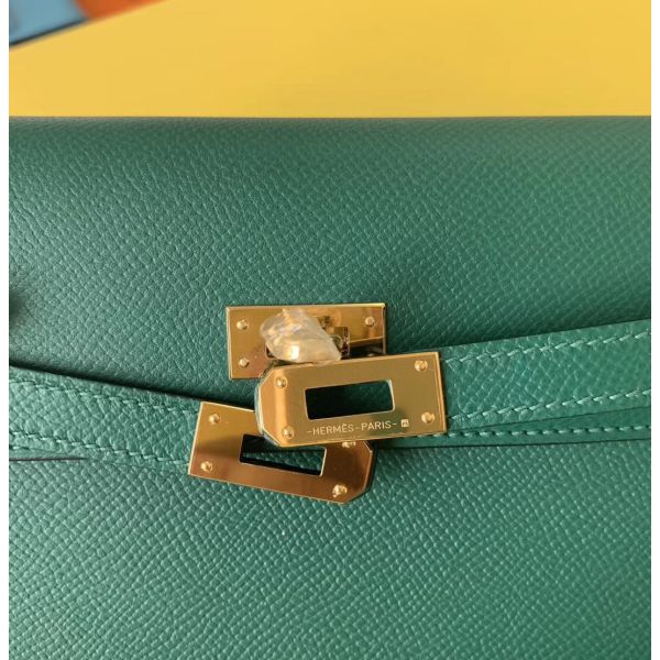 HERM Kelly Classique To Go Wallet In Malachite Epsom Calfskin
