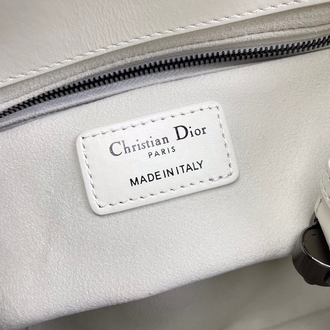 DIO Handbag