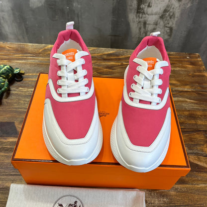 HERM Sneakers