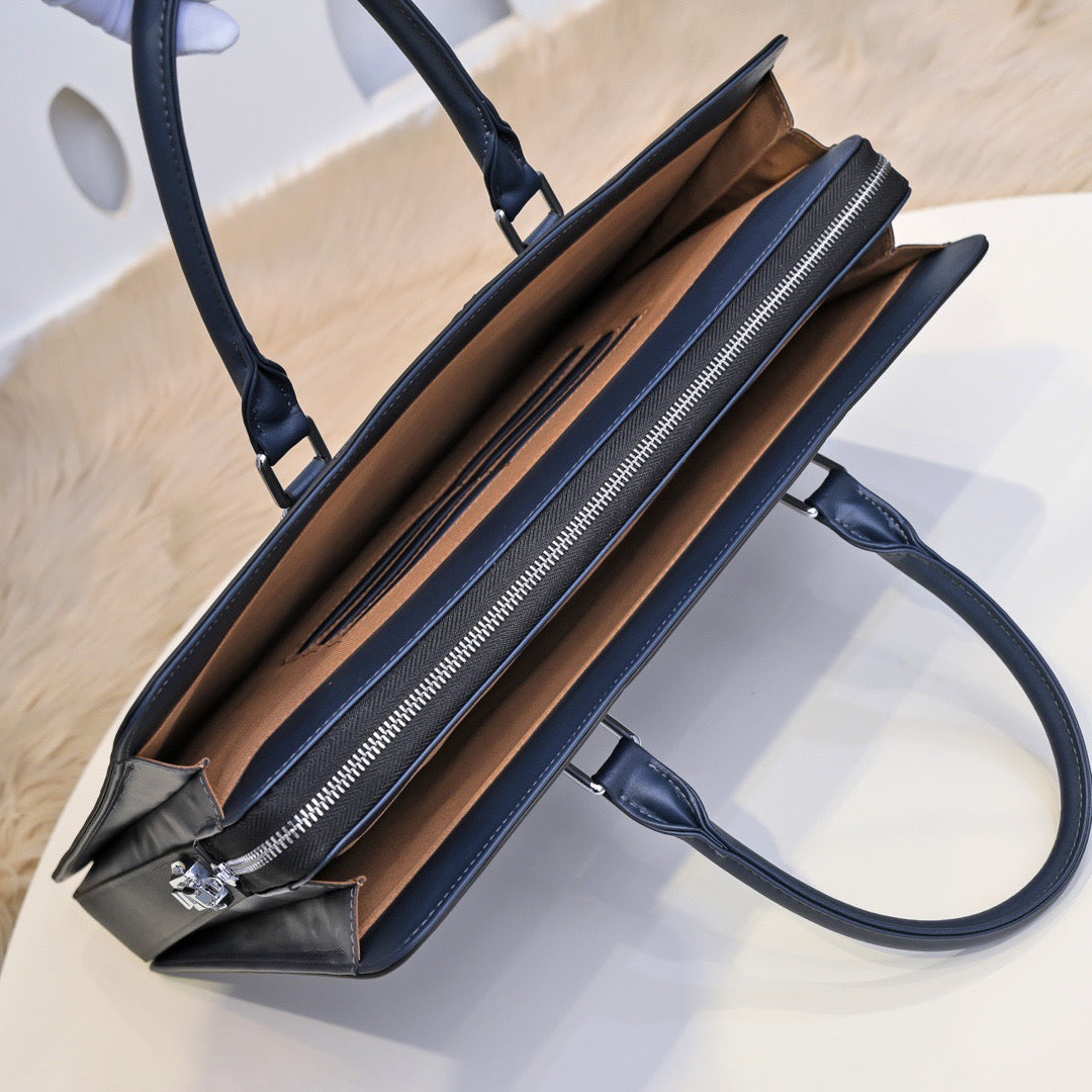 PRA Briefcases