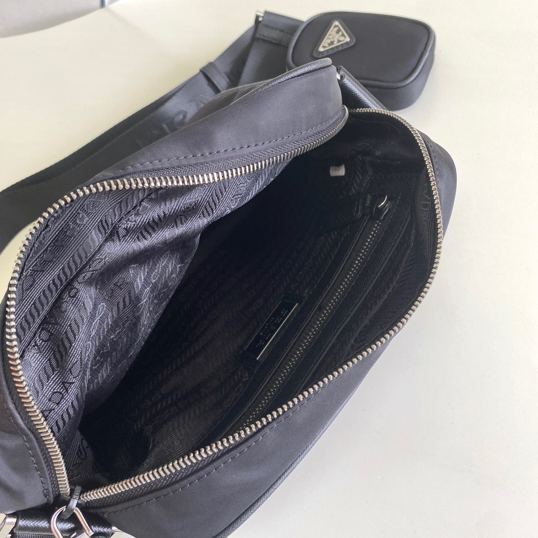 PRA Messenger Bag