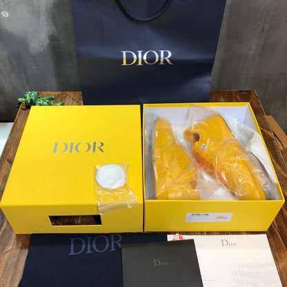 DIO Sneakers