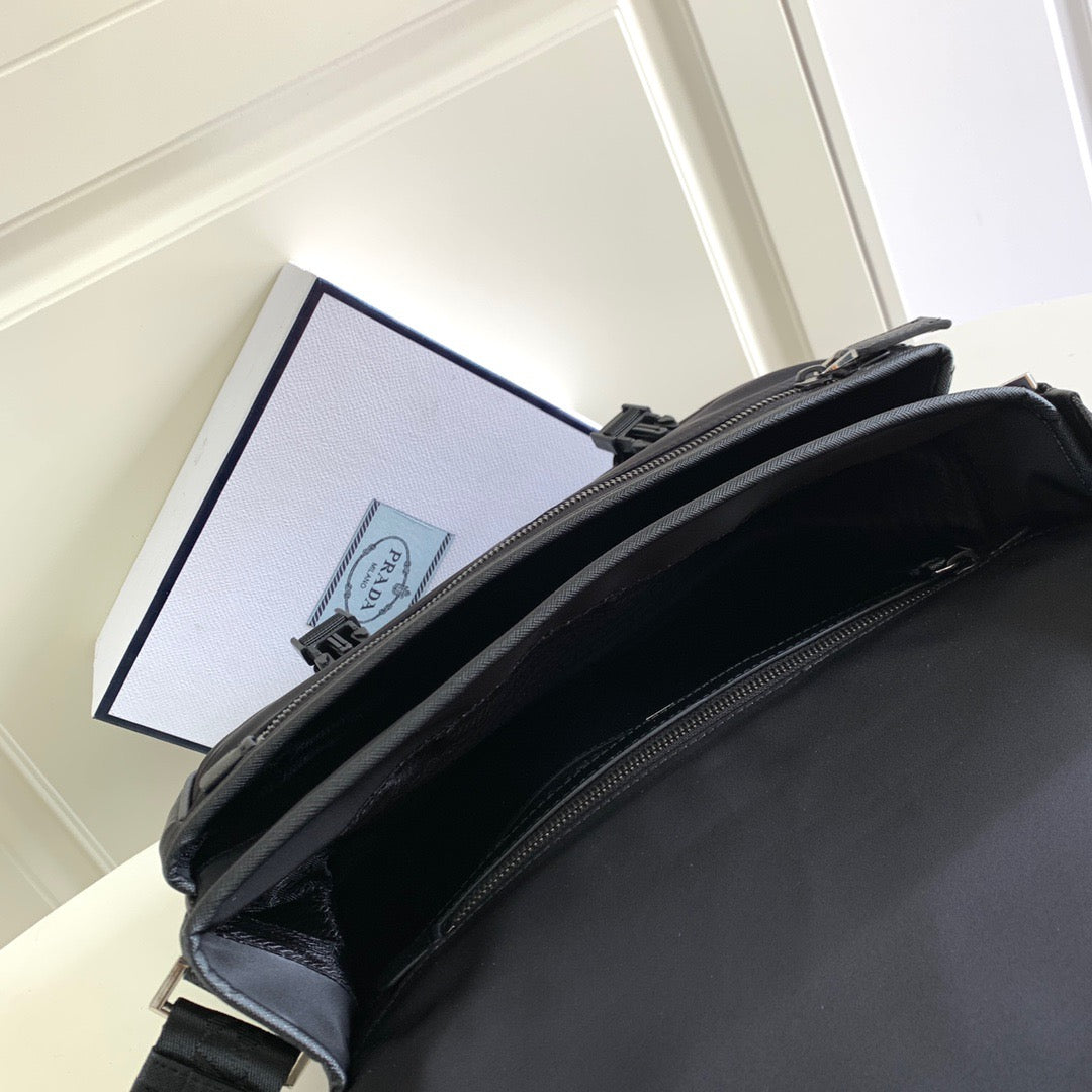 PRA Messenger Bag