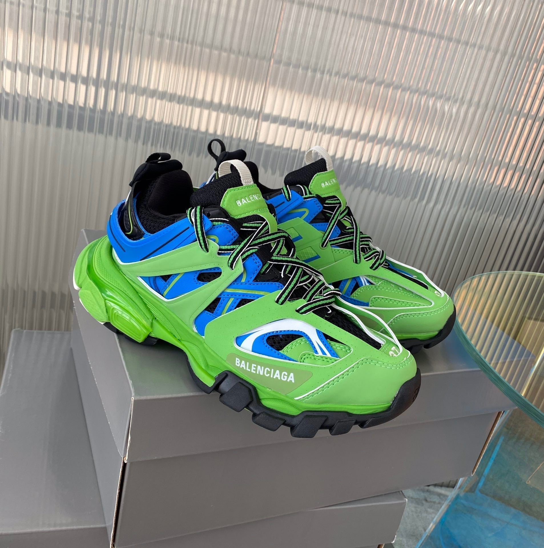 BLCG Sneakers