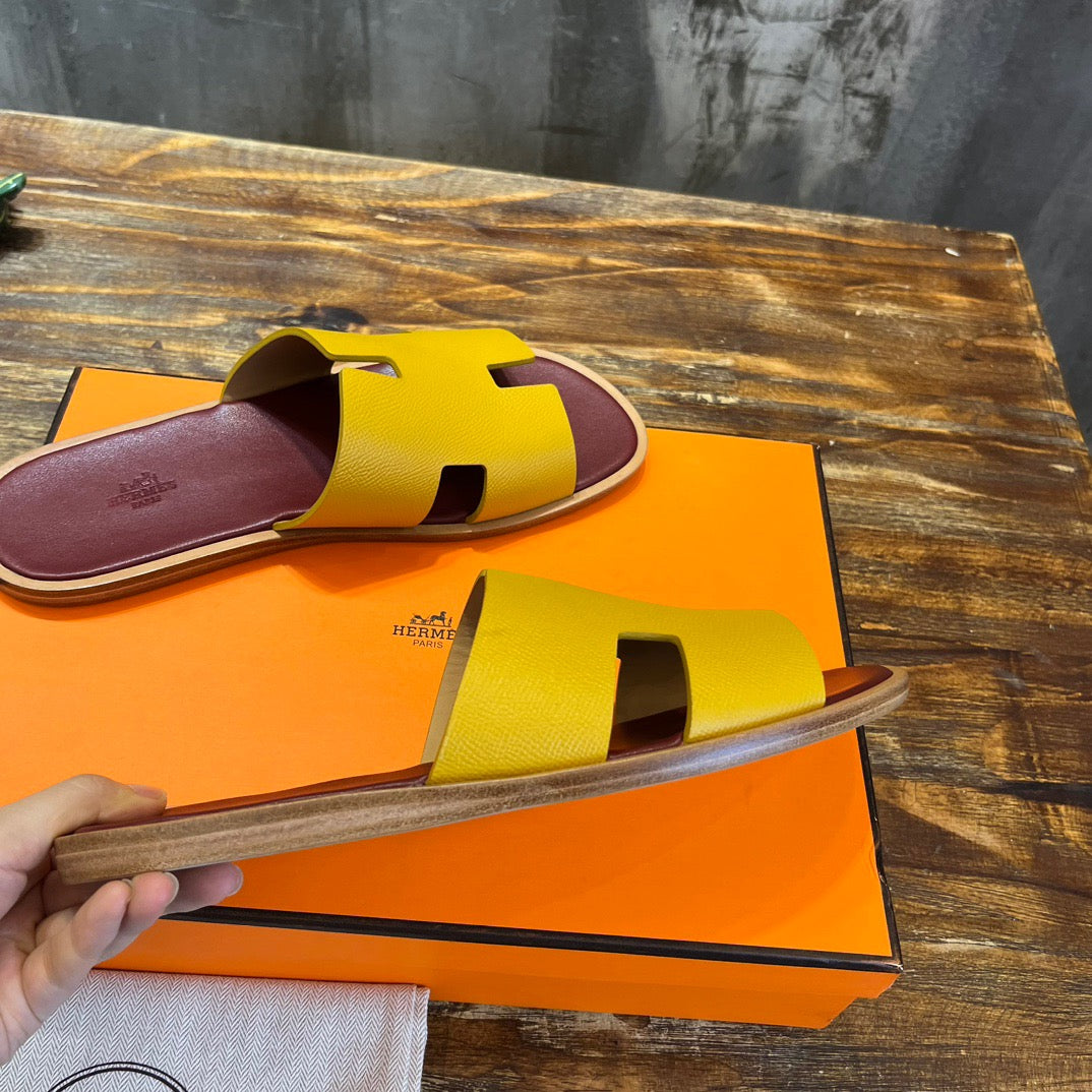 HERM Sandal