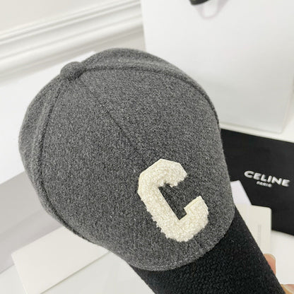 Caps