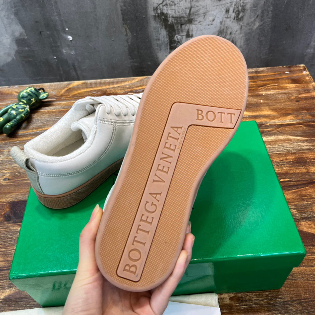 BV Sneakers