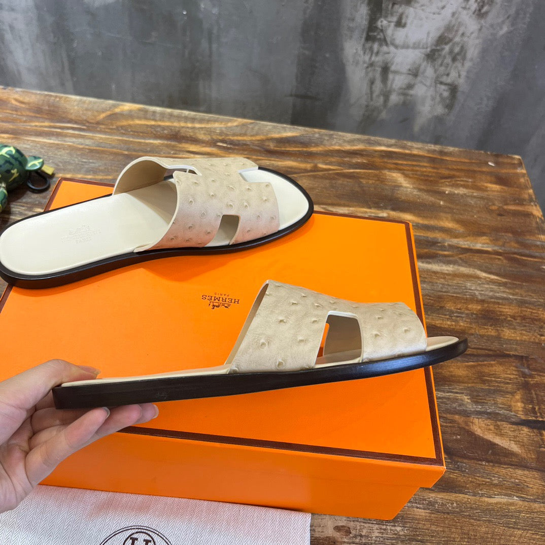 HERM Sandal