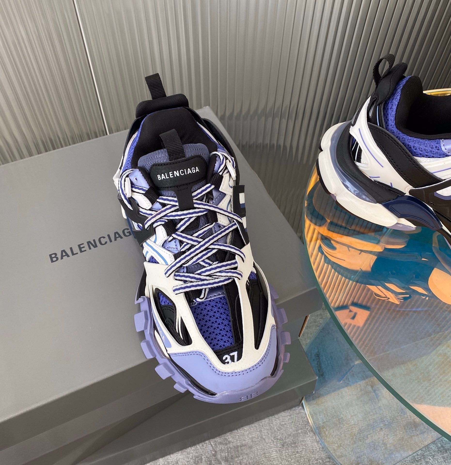 BLCG Sneakers