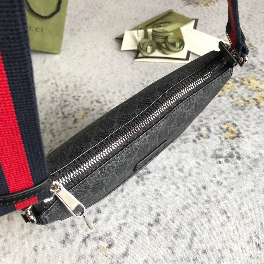 GUC Messenger Bag