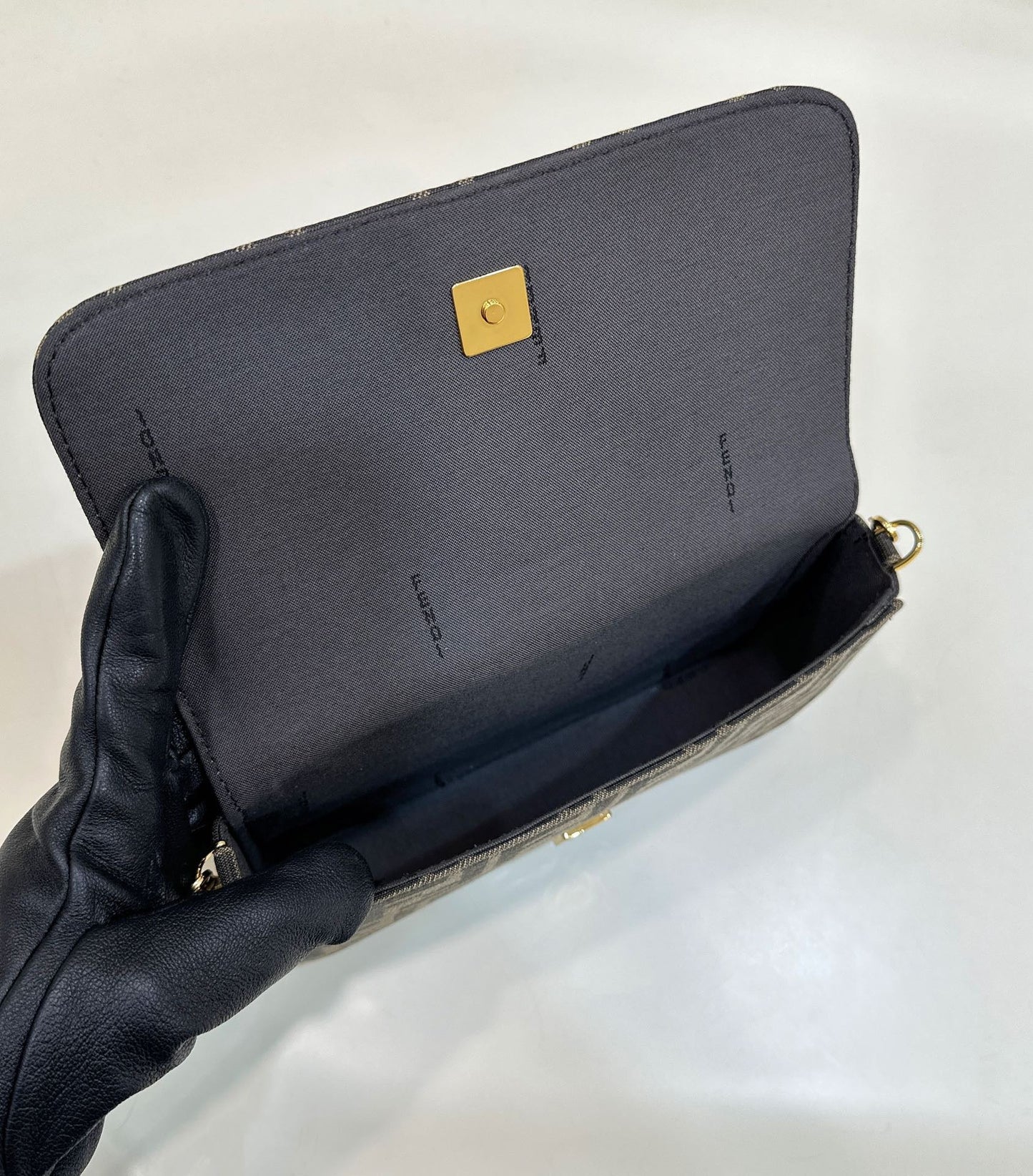 FEN Chain Bag