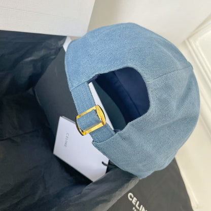 Caps