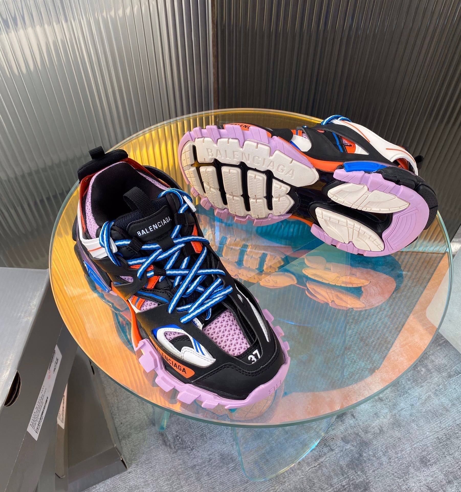 BLCG Sneakers