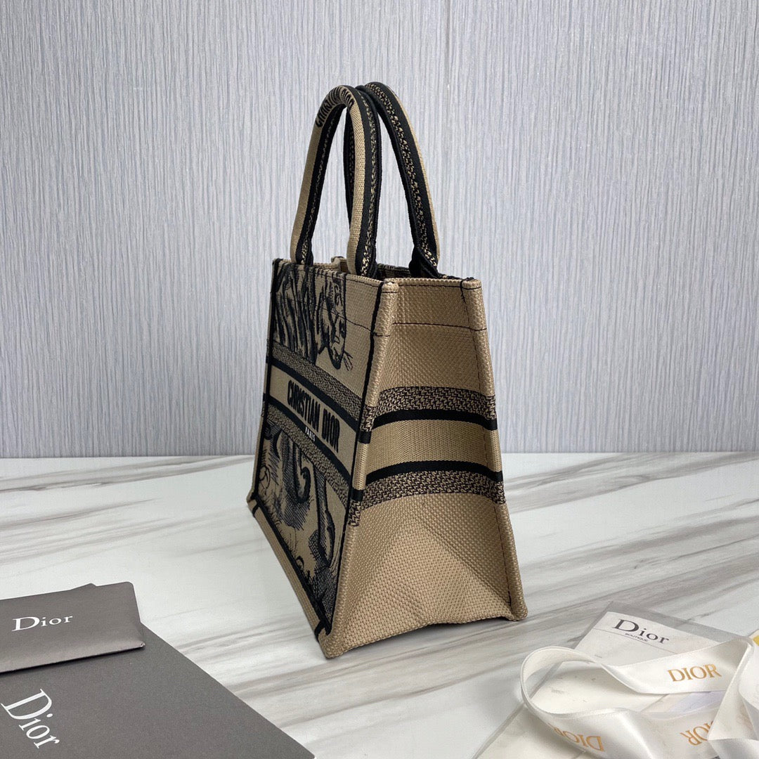 DIO BookTote