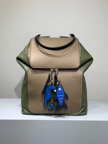 LO Backpack