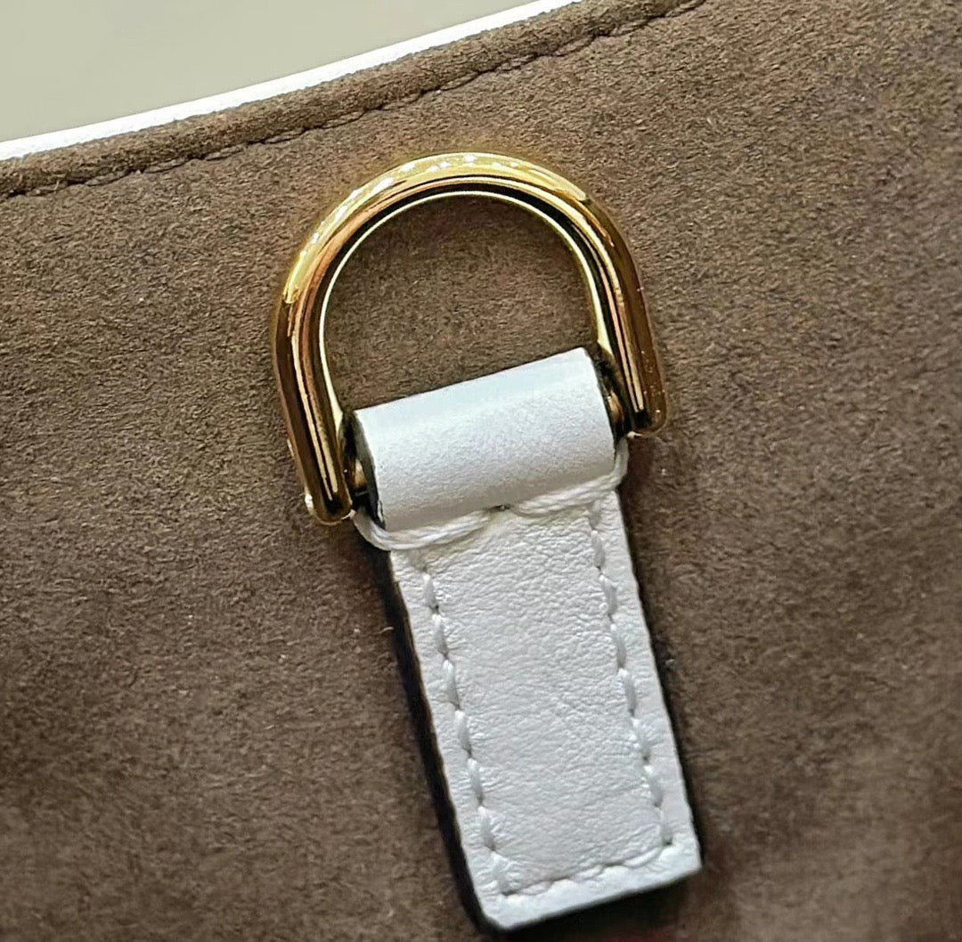 FEN Tote