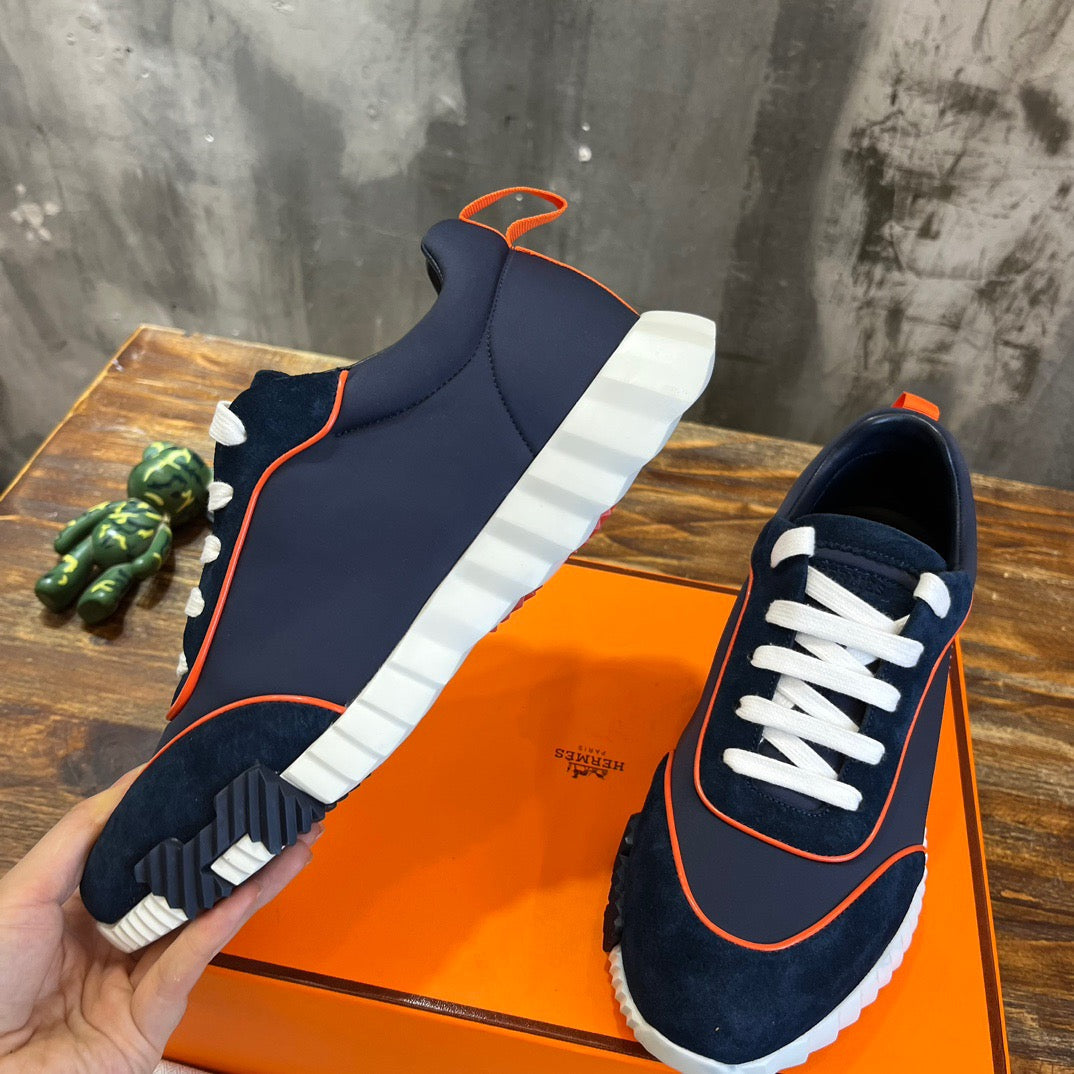 HERM Sneakers