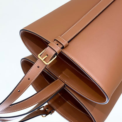 CEL Triomphe Bucket