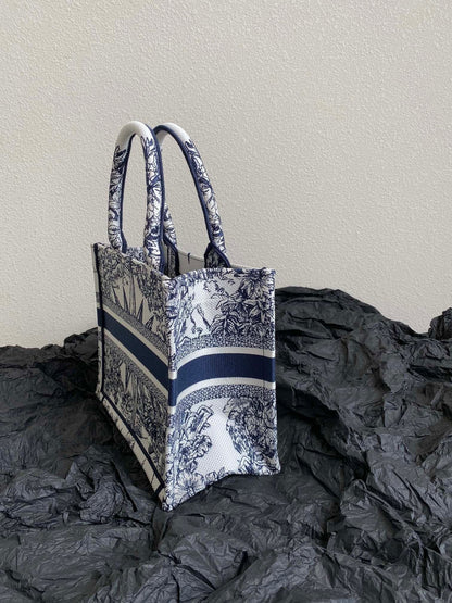 DIO BookTote (Small)