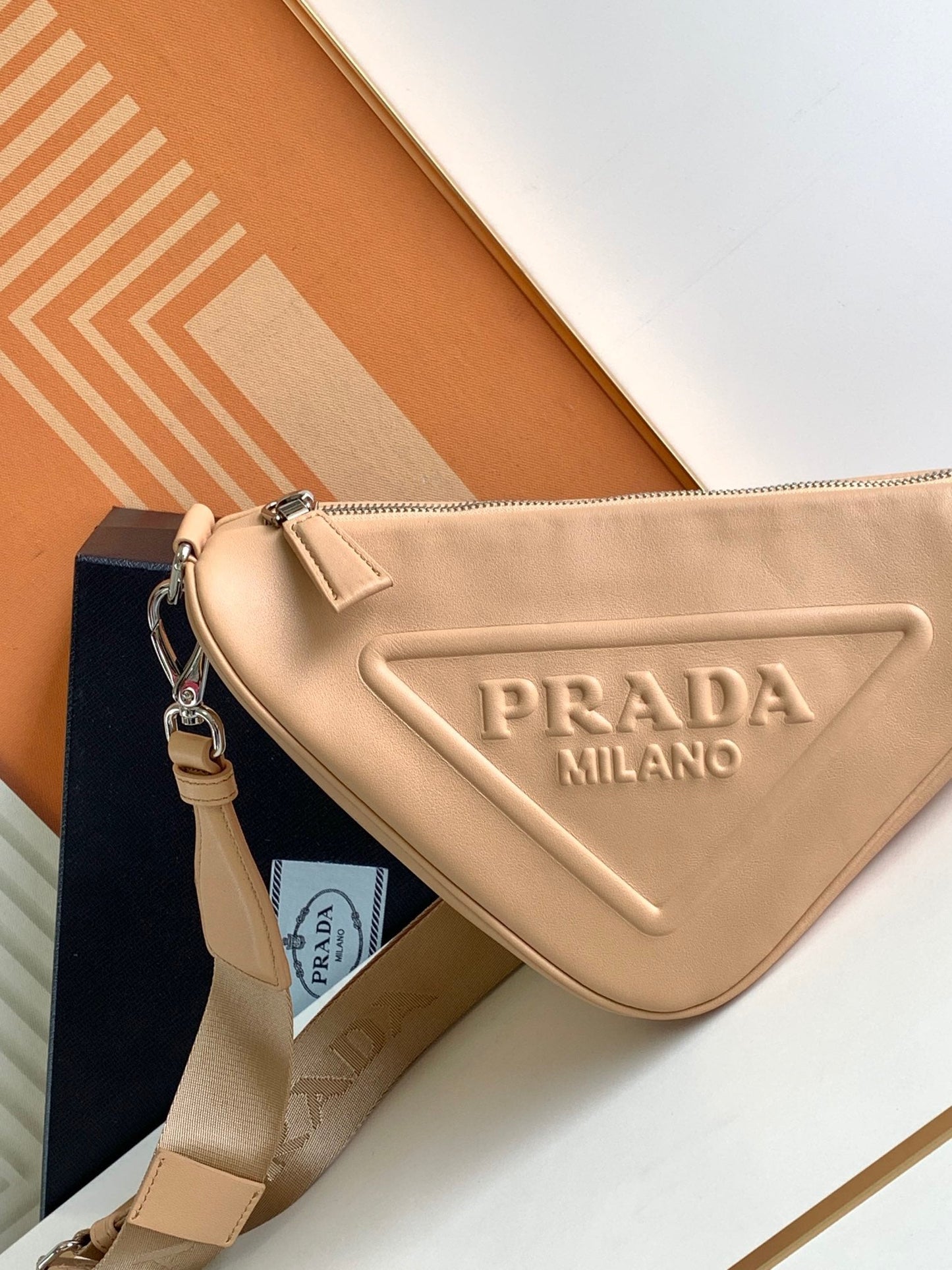 PRA Cross Body Bag