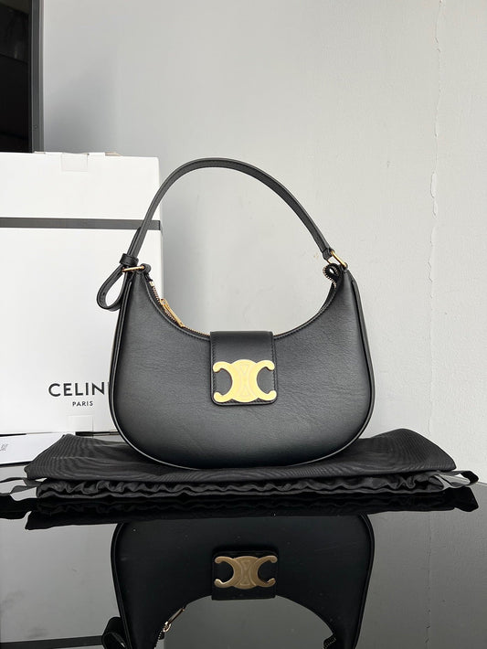CEL Triomphe Hobo