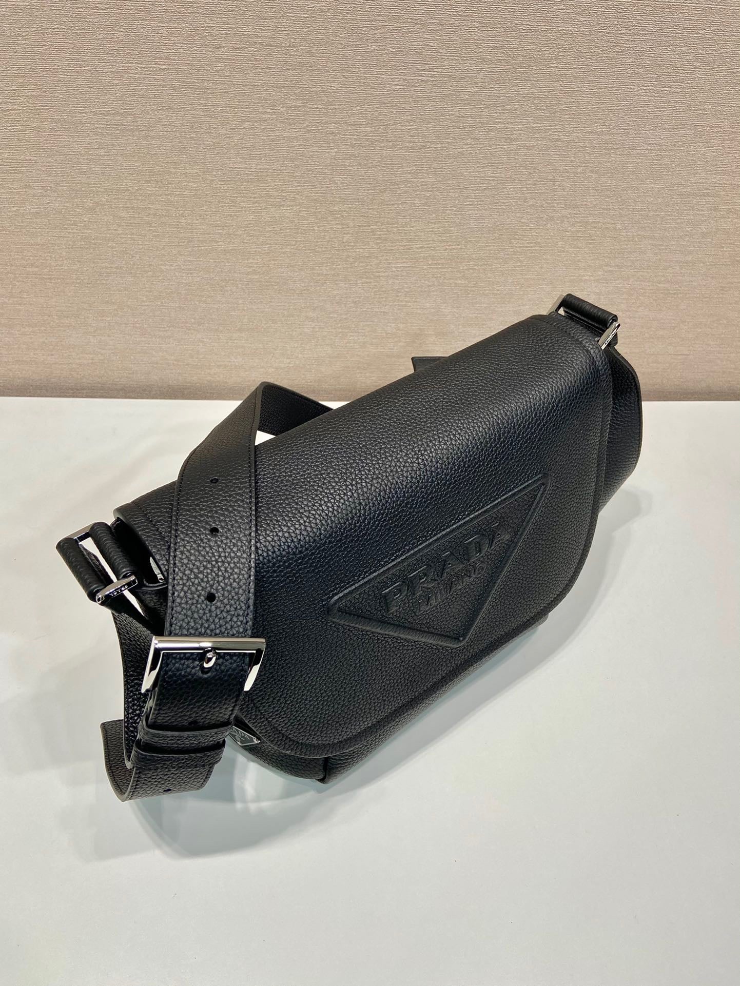 PRA Messenger Bag
