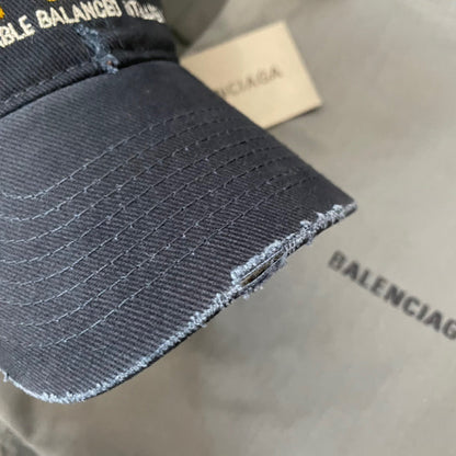 Caps