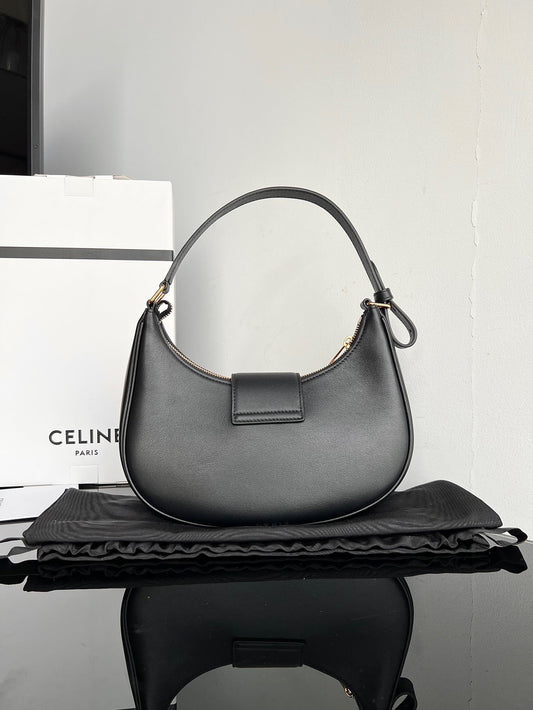 CEL Triomphe Hobo