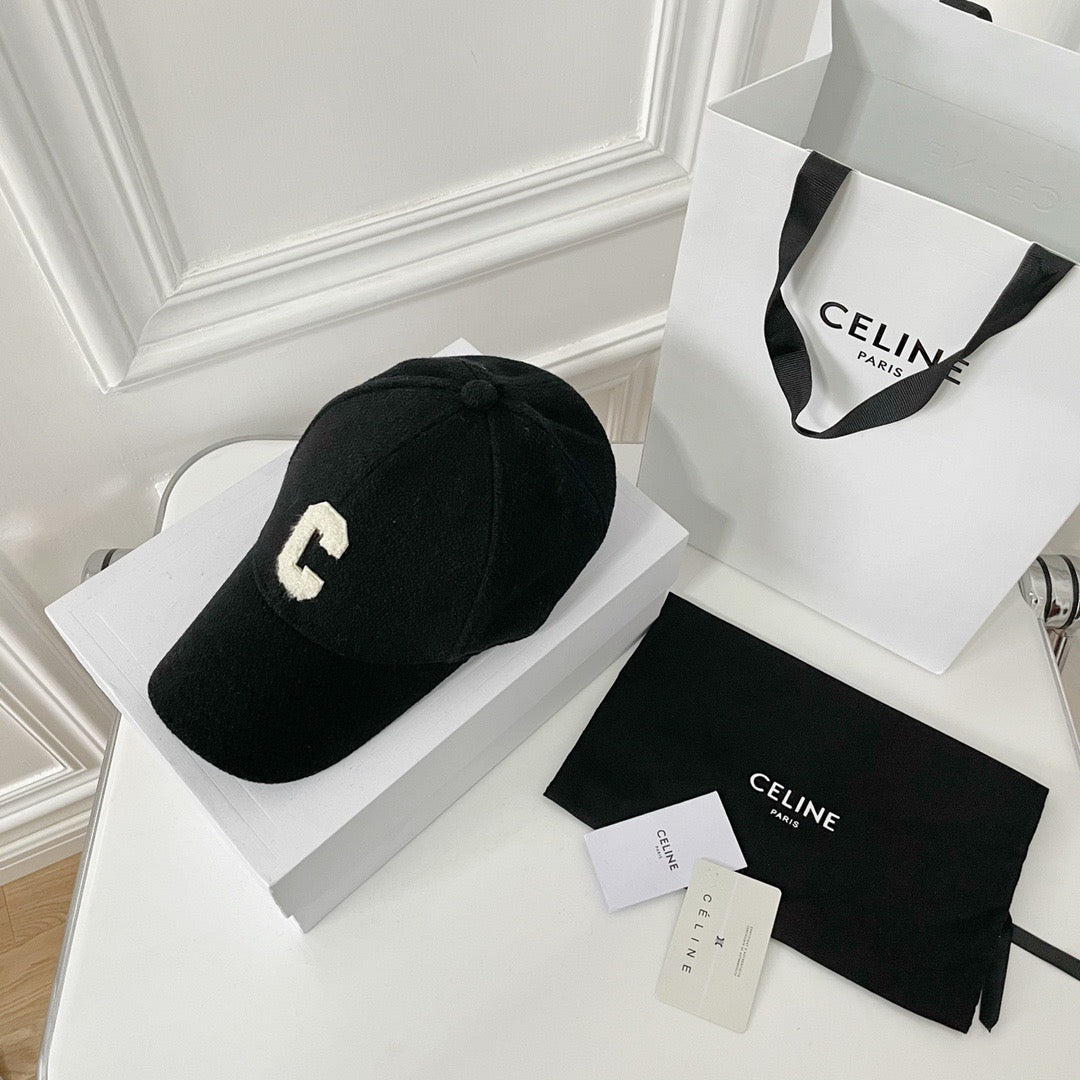 Caps