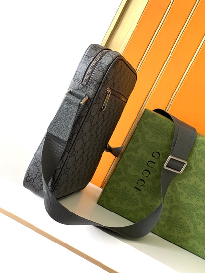 GUC Messenger Bag
