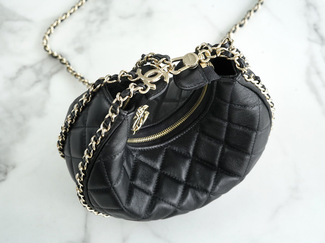 CHA 23p Hobo Bag