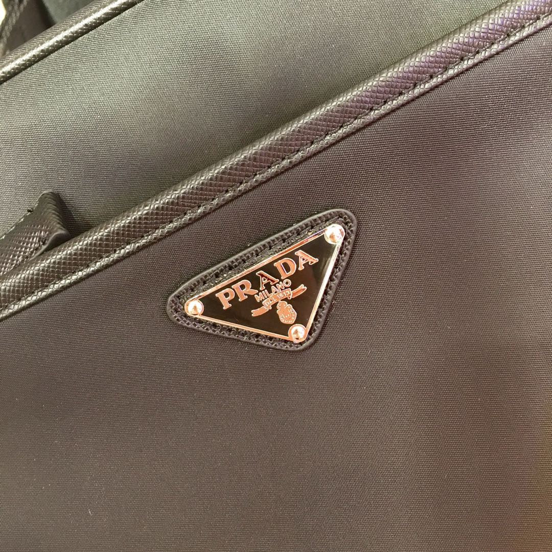 PRA Messenger Bag