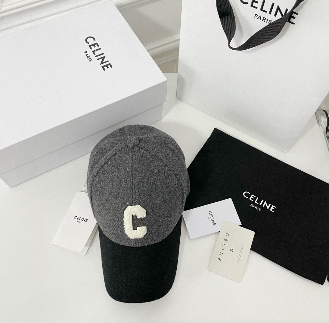 Caps