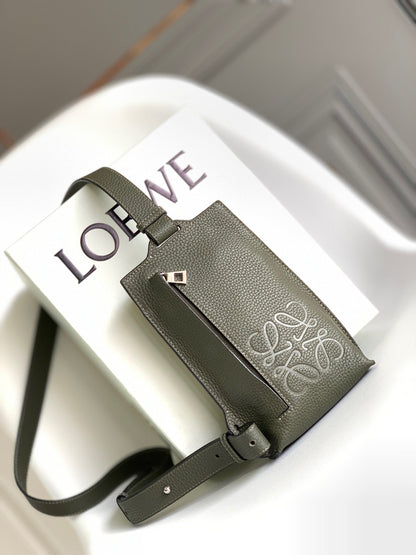 LO Sling Bag