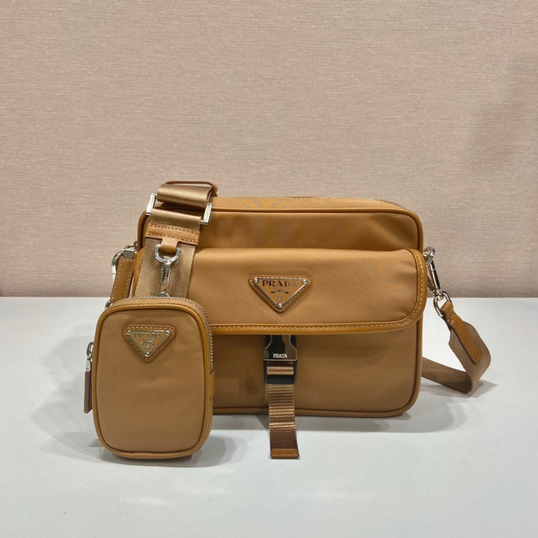 PRA Messengers Bag
