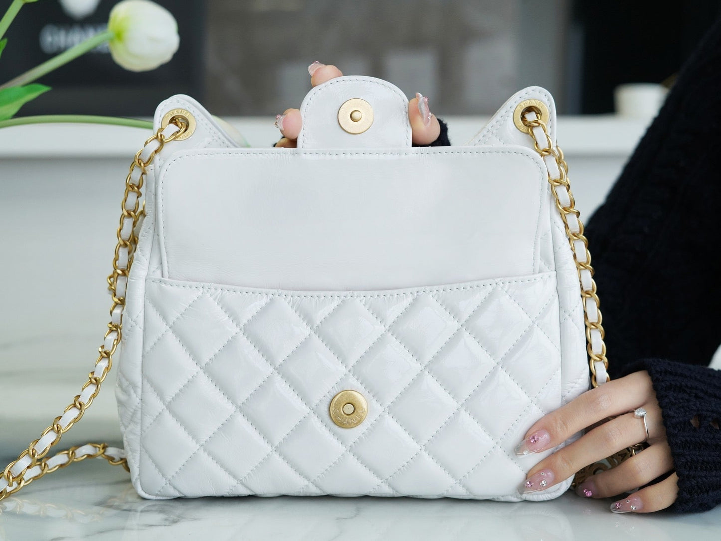 CHA 23C Hobo Bag