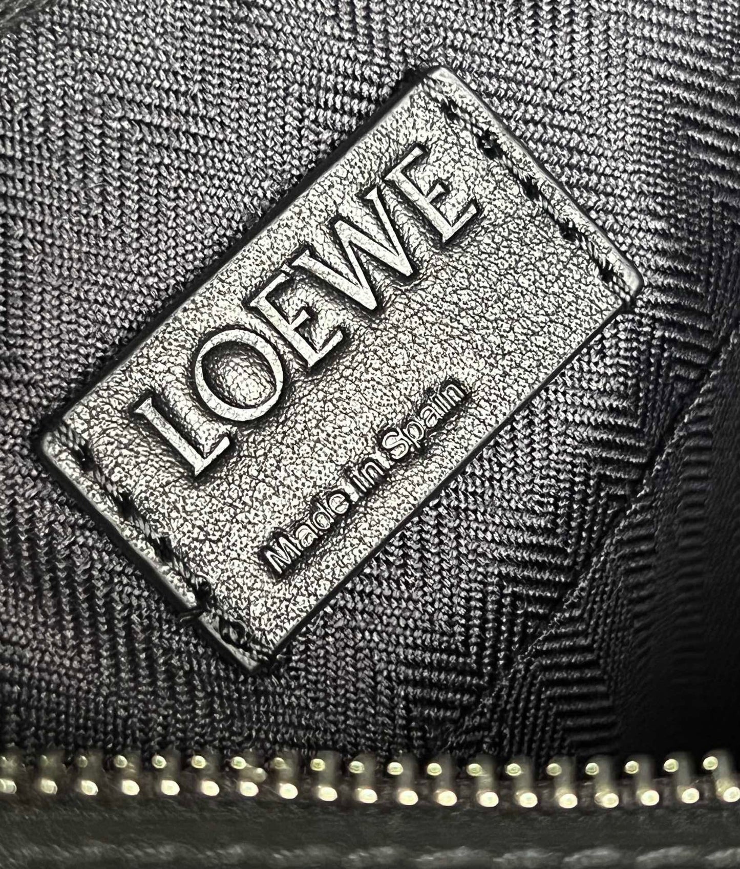 LO Messenger Bag