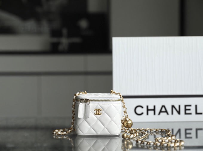 CHA 23 Mini Vanity