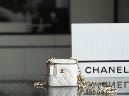 CHA 23 Mini Vanity